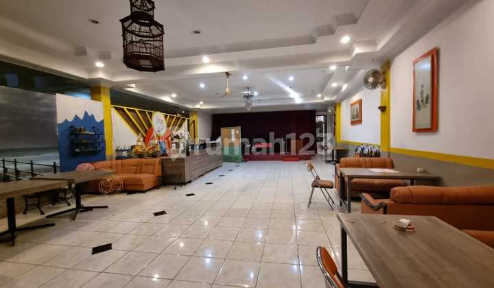 Gedung Dekat ke Pusat Kota Siap Pakai di Mohamad Toha