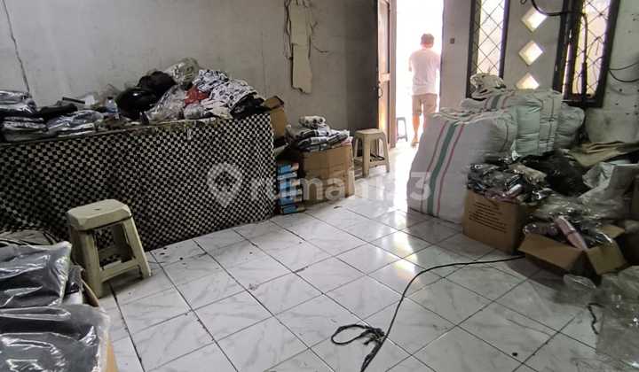 Industrial Warehouse Near Business District - Container Access in Taman Holis Indah Industrial Warehouse Near Business District - Container Access in Taman Holis Indah