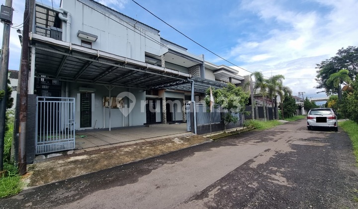 Rumah Luas Cocok Untuk Gudang atau Tempat Usaha di Kopo Mas Rumah Luas Cocok Untuk Gudang atau Tempat Usaha di Kopo Mas