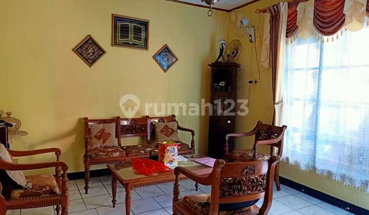 Rumah Terawat Nyaman Dihuni di Cicukang Indah Rumah Terawat Nyaman Dihuni di Cicukang Indah