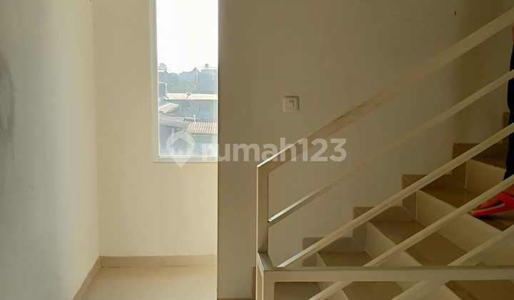 Strategic Shop House in Holis, Near Industrial Area 2