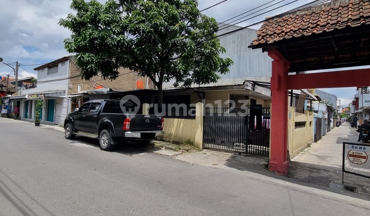 Rumah Bangunan Kokoh & Terawat, Siap Ditempati di Cijerah