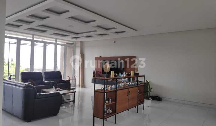 Rumah Semi Furnished Bagus Lokasi Sejuk dan Asri di Setiabudi Rumah Semi Furnished Bagus Lokasi Sejuk dan Asri di Setiabudi