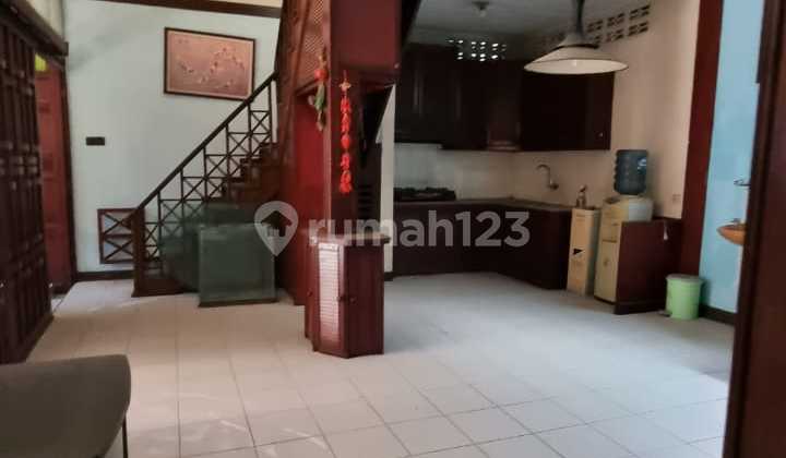 Well-Maintained House Comfortable to Live In Kopo Elok