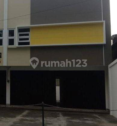 Ruko Sisa 1 Unit Area Ramai di Gempol Sari 1