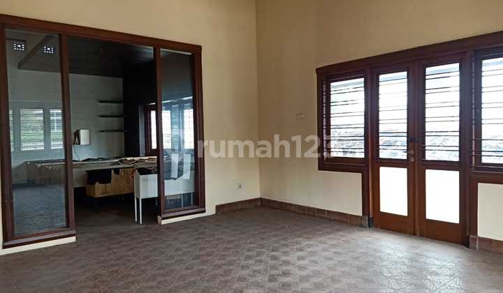 Rumah Cocok untuk Cafe Berada di Tengah Kota Bandung di Riau Rumah Cocok untuk Cafe Berada di Tengah Kota Bandung di Riau