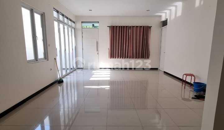 Rumah Siap Huni One Gate System di Taman Kopo Indah 5 bisa Disewakan