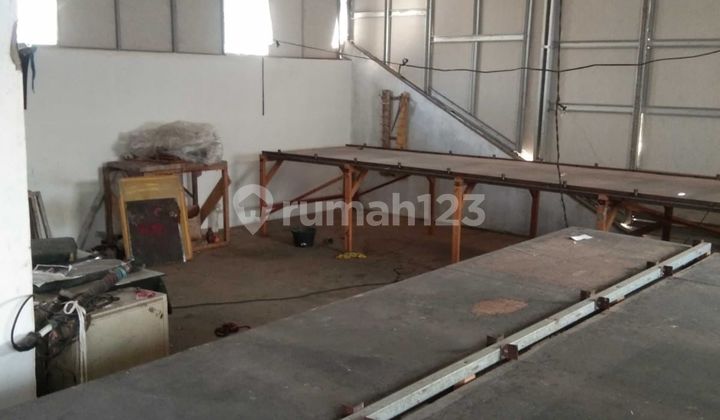 House Suitable for Garment Business in Taman Cibaduyut Indah 2