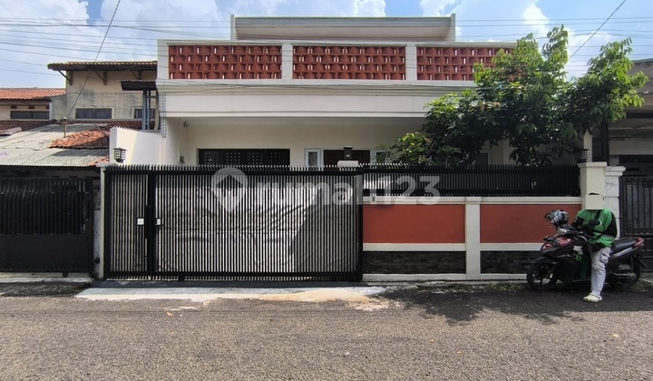 Rumah Lokasi Strategis Bebas Banjir di Cijerah