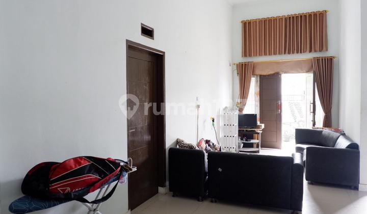 Rumah Posisi Hook Bonus Kitchen Set di Permata Kopo