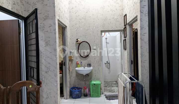 Rumah Minimalis Modern Siap Huni di Manglid, Sayap Tki 2