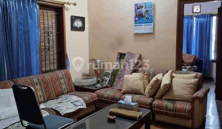 Rumah + Tanah Luas Lokasi Mainroad di Caringin Raya 1