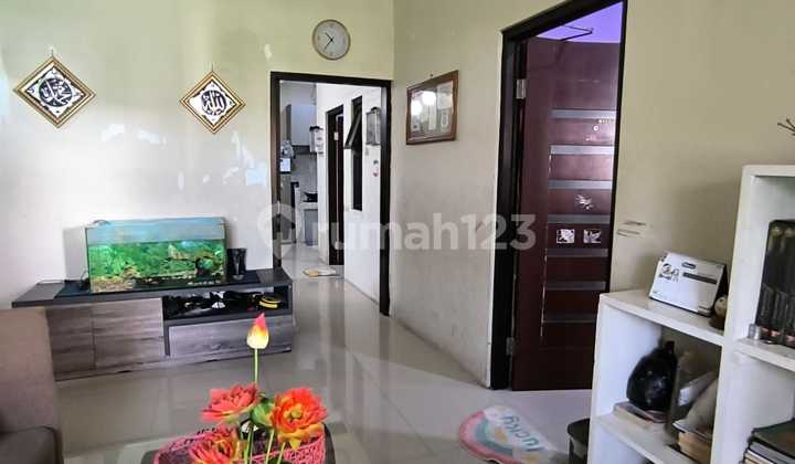 Rumah Nyaman untuk Keluarga, Lingkungan Asri di Taman Rahayu 4 Rumah Nyaman untuk Keluarga, Lingkungan Asri di Taman Rahayu 4