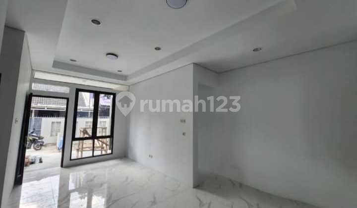 Rumah Nyaman Minimalis di Taman Cibaduyut Indah Rumah Nyaman Minimalis di Taman Cibaduyut Indah