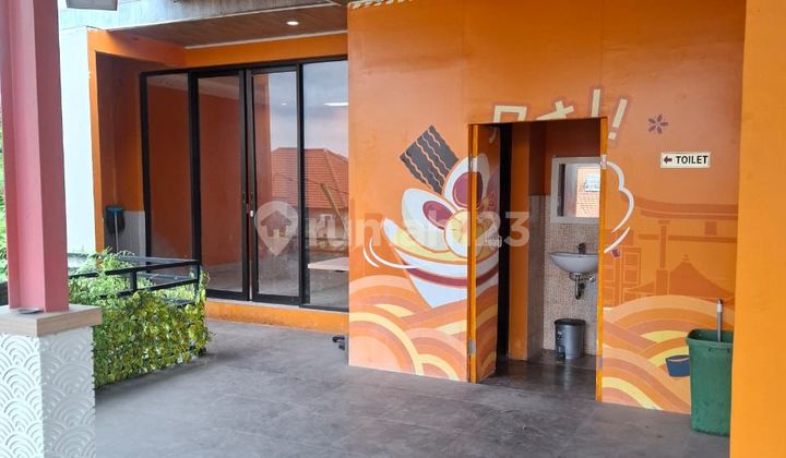 land 5.10 are &amp; 2-story building Denpasar