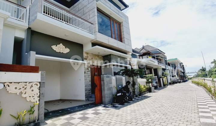 Disewakan Rumah SEMI Villa Lokasi di Kesiman Kota Denpasar Timur 2