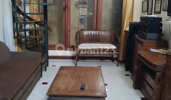 Rumah Lantai 2 Lokasi Tukad Petanu Sidakarya Denpasar Selatan Rumah Lantai 2 Lokasi Tukad Petanu Sidakarya Denpasar Selatan