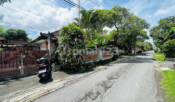 Rumah Lantai 1 6 Kamar Tidur Lokasi Jayagiri Renon Denpasar 2