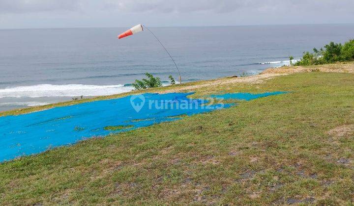 Land for sale at the Pandawa beach cliffs 1