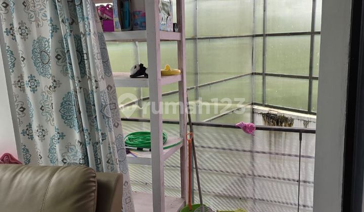 Rumah Minimalis 2 Lantai Semi Furnished di Sariwangi - Lokasi Strategis & Nyaman 2