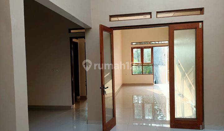 Dijual Rumah Baru Ready Stock di Komplek Sariwangi, Bandung 1