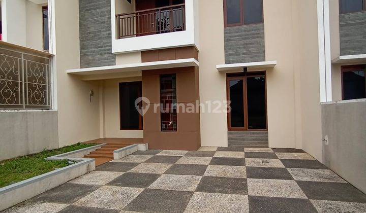 Rumah Baru Mewah Modern di Cimahi Siap Huni 1