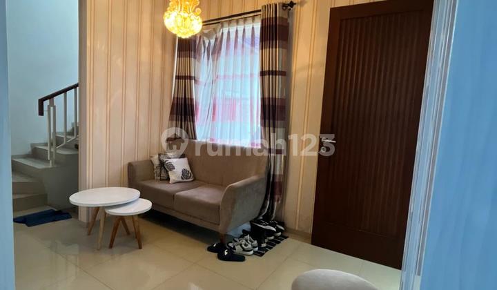 Rumah Nyaman Sangat Terawat 2 Lantai di Cimahi 2
