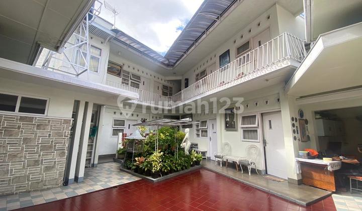 Dijual Rumah Antik Terawat di Sayap Riau Bandung, Cocok untuk Rumah Tinggal atau Tempat Usaha