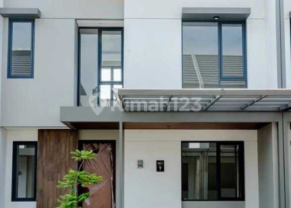 Rumah Baru Siap Huni Minimalis 2 Lantai Dekat dengan Pemkot Cimahi - DP Murah!!