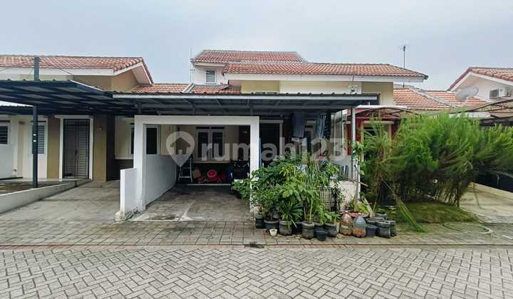 Comfortable and Well-Maintained House in Tatar Banyak Sumba, Kbp. Kota Baru Parahyangan Comfortable and Well-Maintained House in Tatar Banyak Sumba, Kbp. Kota Baru Parahyangan