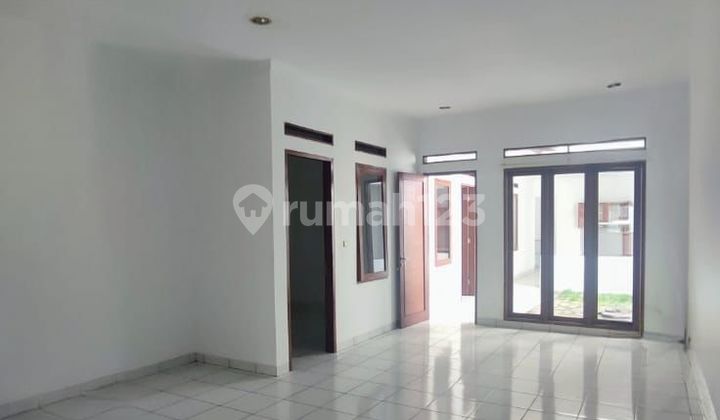Rumah Luas & Siap Huni di Kawasan Strategis Batununggal Bandung