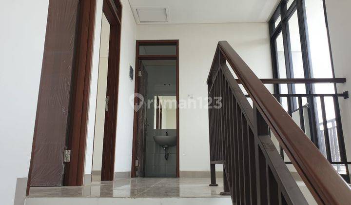 Rumah Baru 2 Lantai Hanya 1 M-an, One Gate System di Cimahi 18