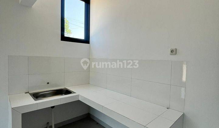 Rumah Baru Minimalis Modern di Belakang Setraduta, Bandung Utara 2