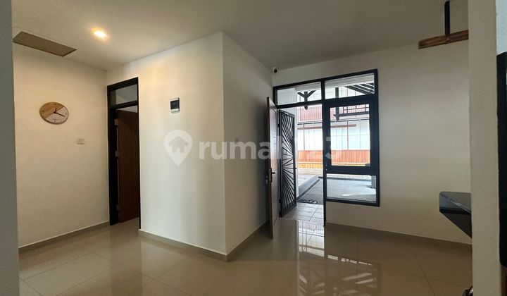 Rumah dan Ruang Usaha di Mainroad Kolonel Masturi, Cimahi 2