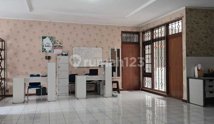 Dijual Rumah Asri Dalam Komplek Siap Huni, Lokasi Strategis di Cimahi Utara 2