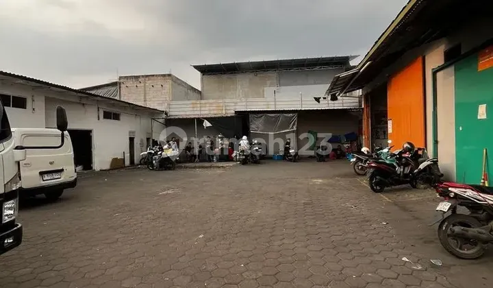 Dijual Ruang Usaha Luas di Mainroad Cihanjuang Cimahi, Cocok untuk Gudang, Showroom, Distribusi Dll
