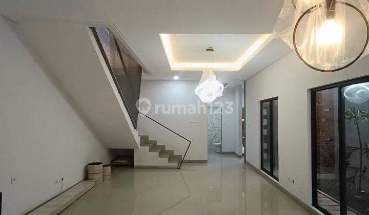 Rumah Baru Minimalis Modern, Dengan Layout Bagus di Pondok Hijau, Bandung 2