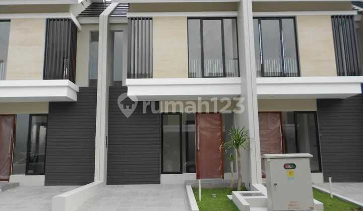 Disewakan Rumah Northwest Lake Citraland