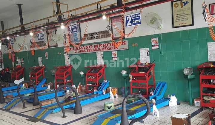 For Rent: Warehouse or Commercial Shop House Ready for Use For Rent: Warehouse or Commercial Shop House Ready for Use