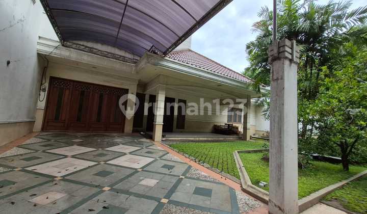 Dijual Rumah Tengah Kota Dekat Grandcity 2