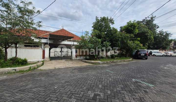 Dijual Rumah Tengah Kota Grand City Surabaya Dijual Rumah Tengah Kota Grand City Surabaya
