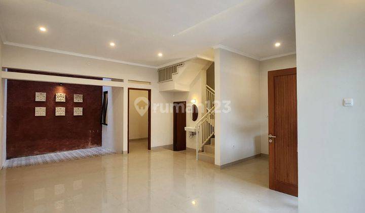 Rumah Di Jakarta Timur