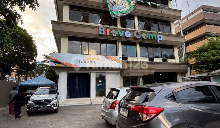 For Rent: Building in Cawang Dewi Sartika, East Jakarta