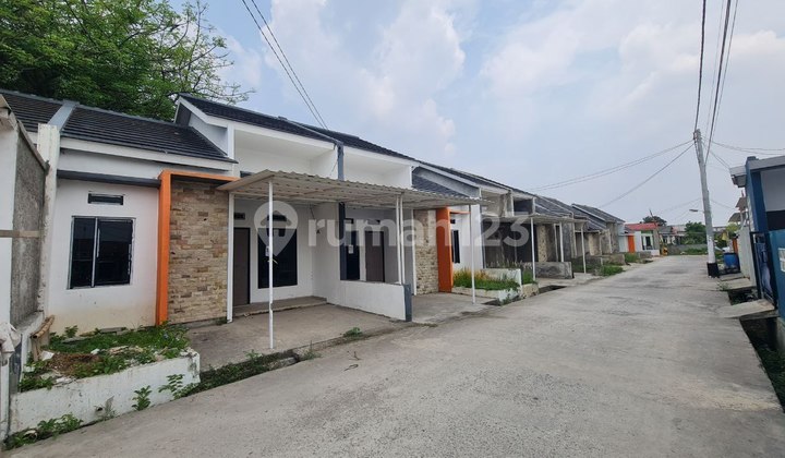 Rumah Bagus SHM di Perumahan Karang Satria Green Residence 2, Jl. Mista Raya, Karangsatria, Tambun Utara, Bekasi, Jawa Barat, Indonesia, 17510, Tambun Utara 2