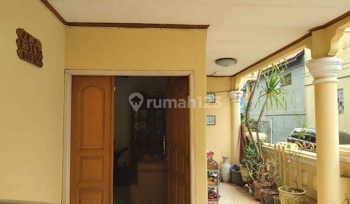 Rumah 2 Lantai Shm Butuh Renovasi Timur Ditengah Kota Bekasi 2