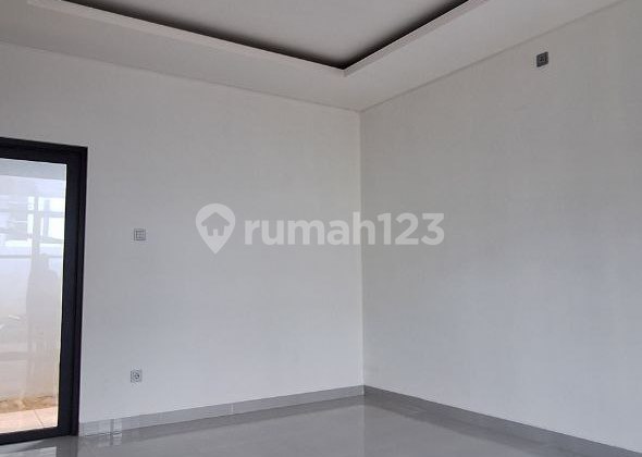 Bebas Banjir, Rumah, 2 Lantai, SHM, Dekat Sekolah Negeri, Jatimakmur Pondokgede Bekasi