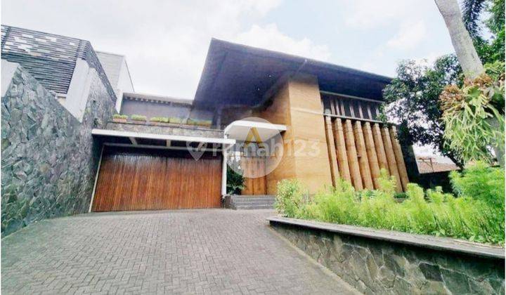 Rumah Mewah Dago Bandung lokasi bagus di pusat kota bandung 1