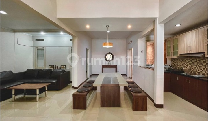 Furnished Well-Maintained House Ready to Occupy in Kota Baru Parahyangan 2