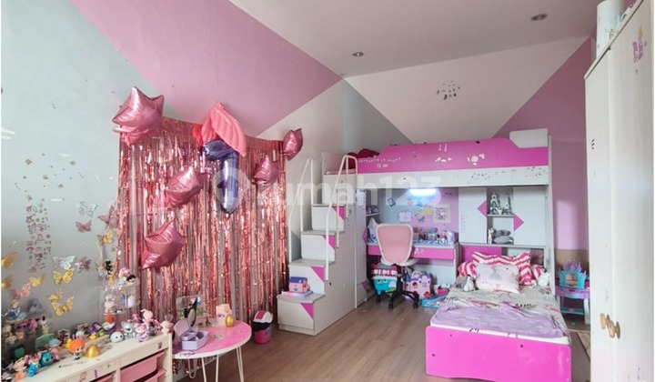 Luxury House in Srimahi BKR Bandung with Negotiable Facilities 2