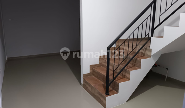 Dijual Cepat Ruko Full Renov 2 Lantai Hadap Timur Ciptaland Tiban 4